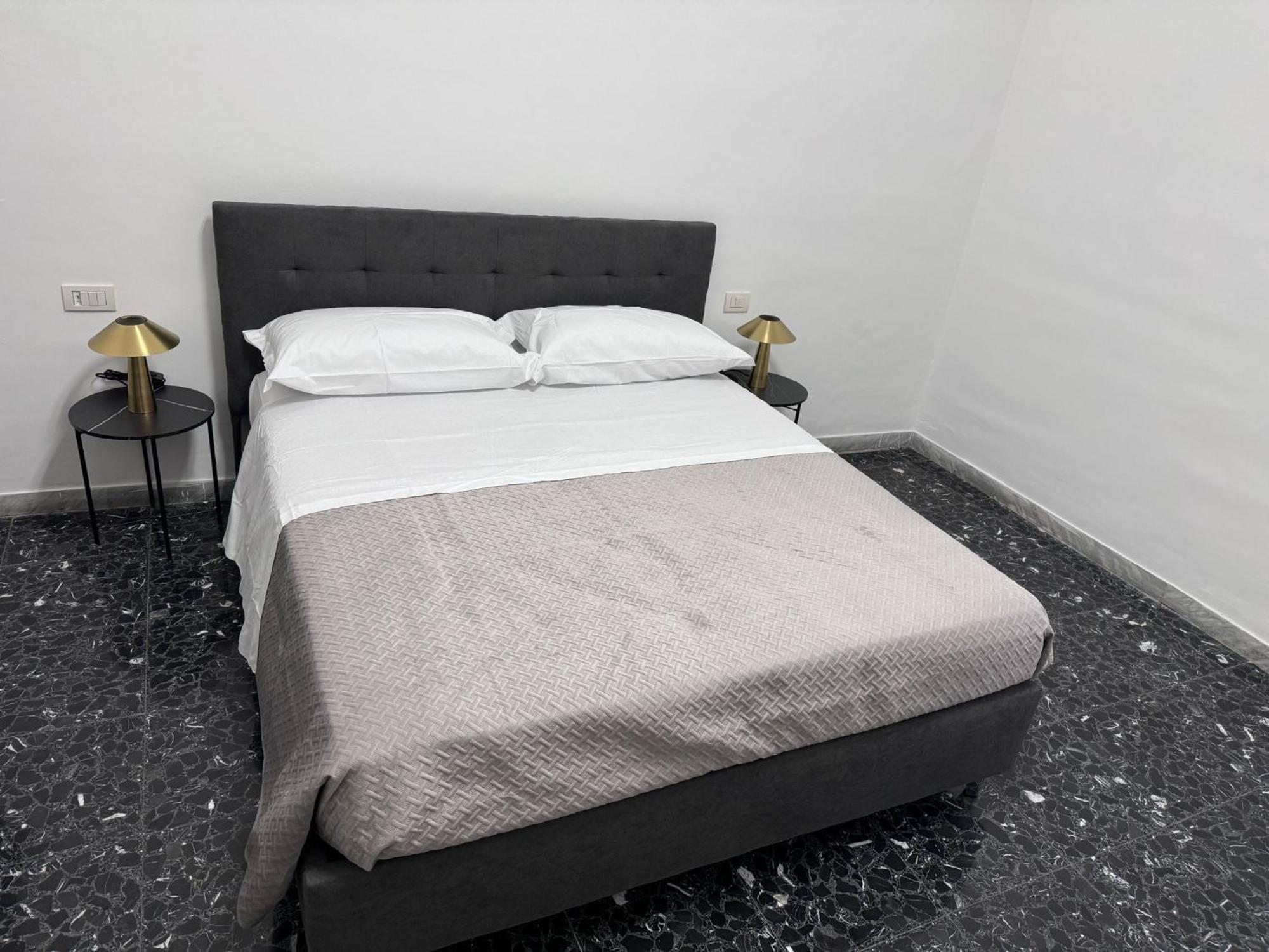 Larisa Home Apartment Roma Exterior foto
